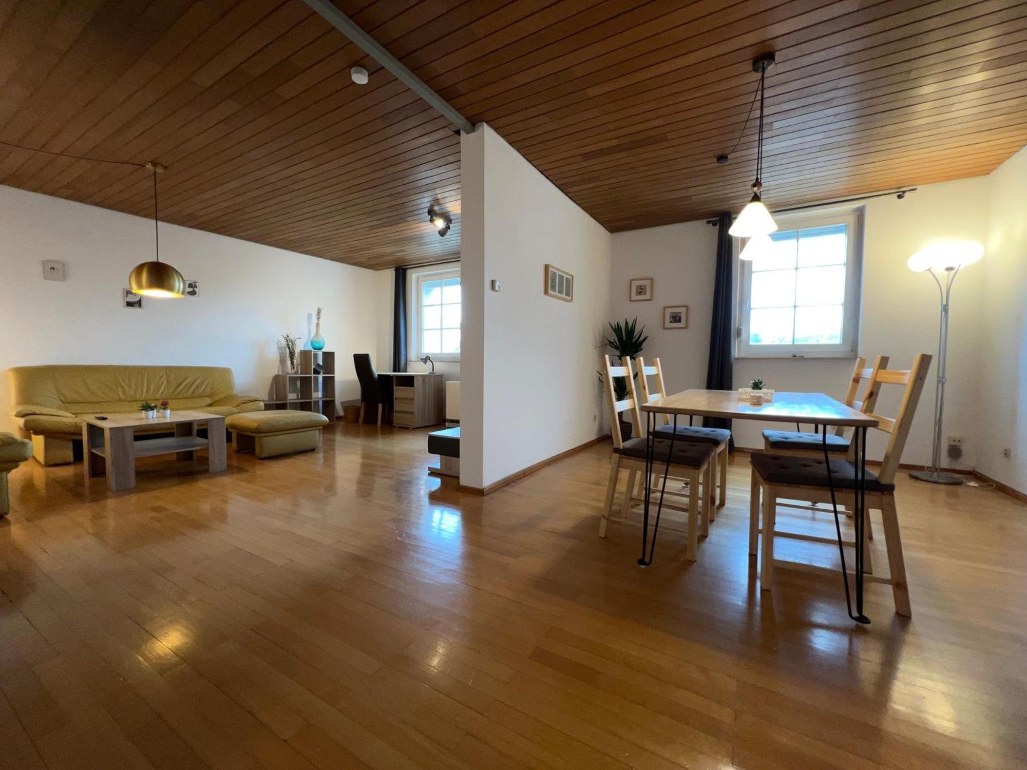 Uebernachten In Grosser Maisonette-Wohnung By Rabe Karlsruhe Esterno foto