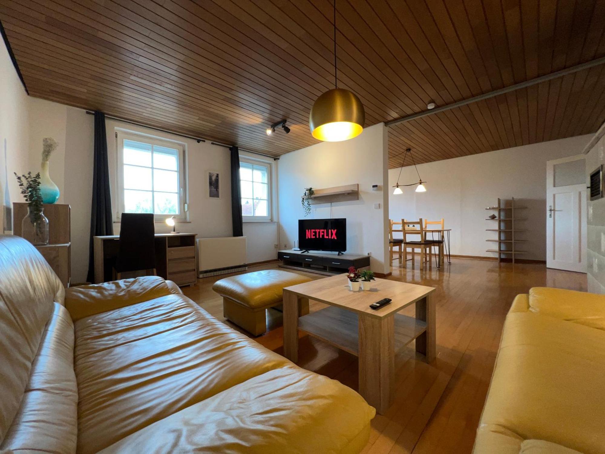 Uebernachten In Grosser Maisonette-Wohnung By Rabe Karlsruhe Esterno foto
