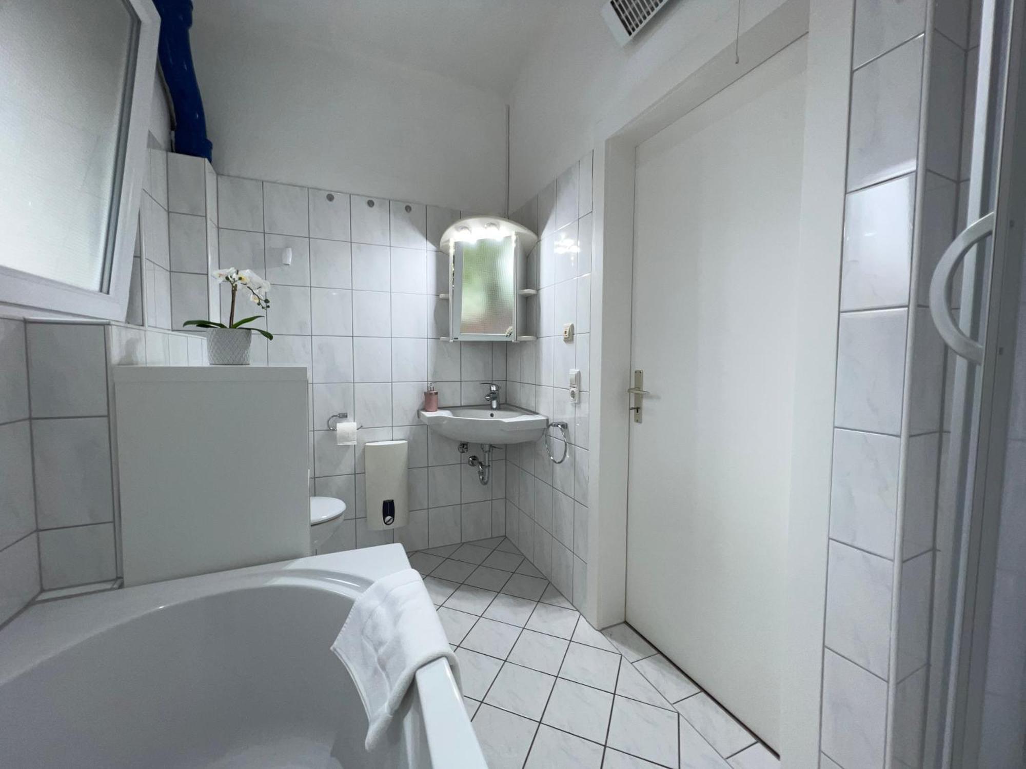 Uebernachten In Grosser Maisonette-Wohnung By Rabe Karlsruhe Esterno foto