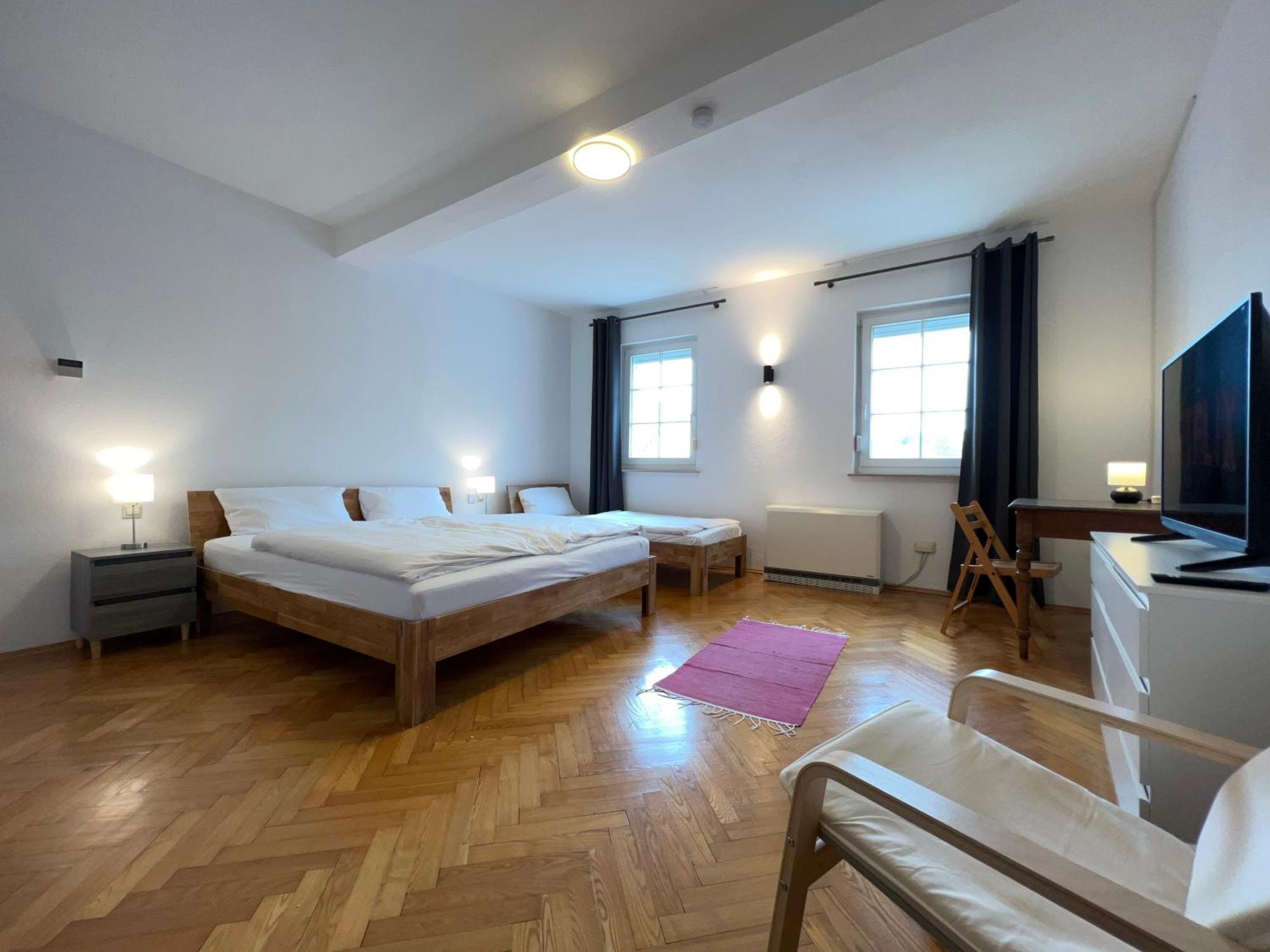 Uebernachten In Grosser Maisonette-Wohnung By Rabe Karlsruhe Esterno foto